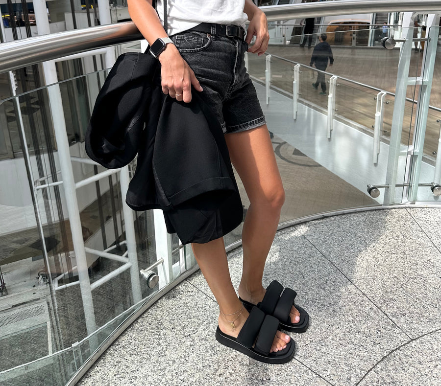 Victoria Mule