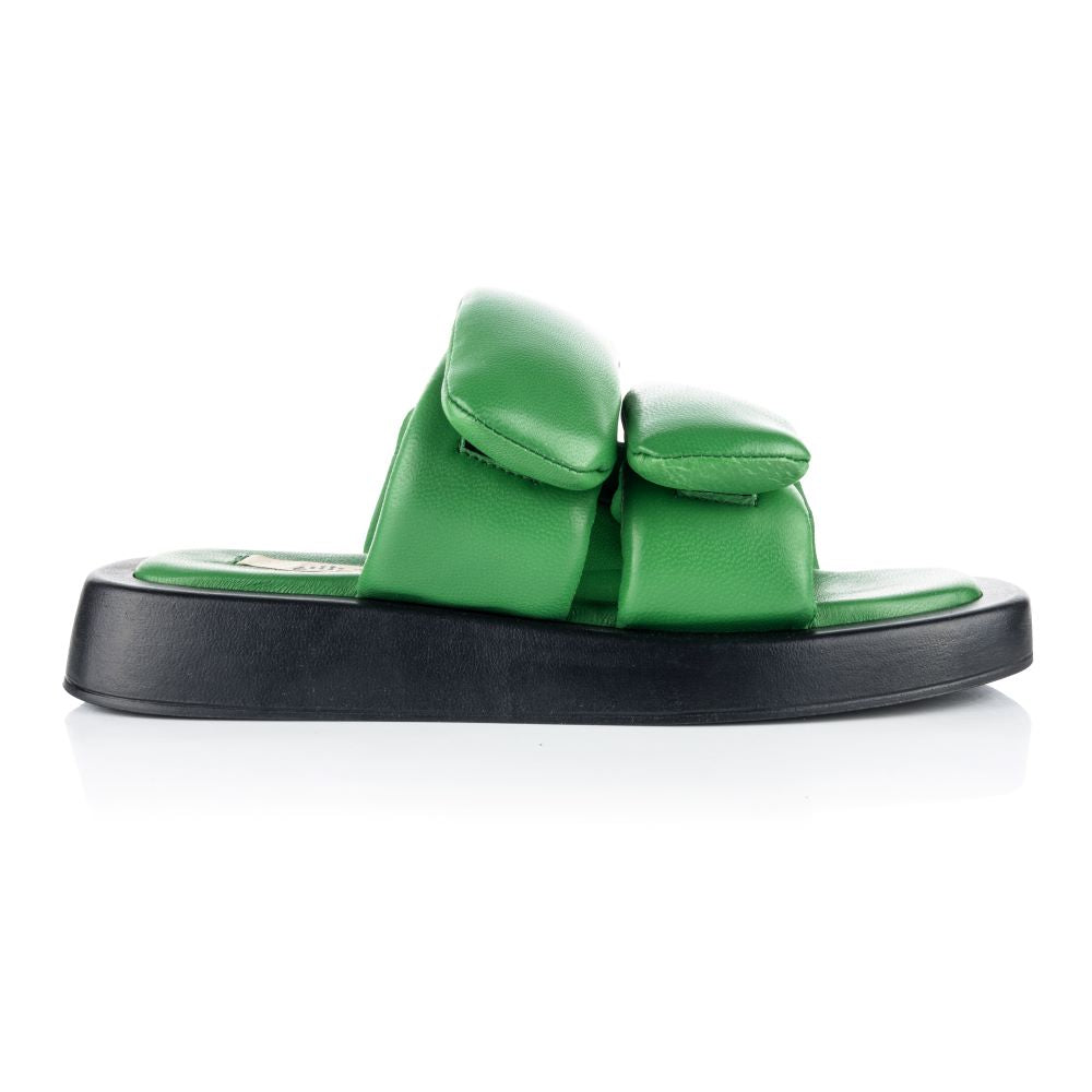 Victoria Mule