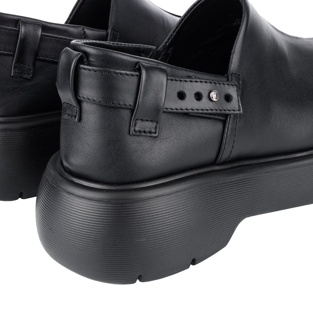 Tetiana Leather Clogs