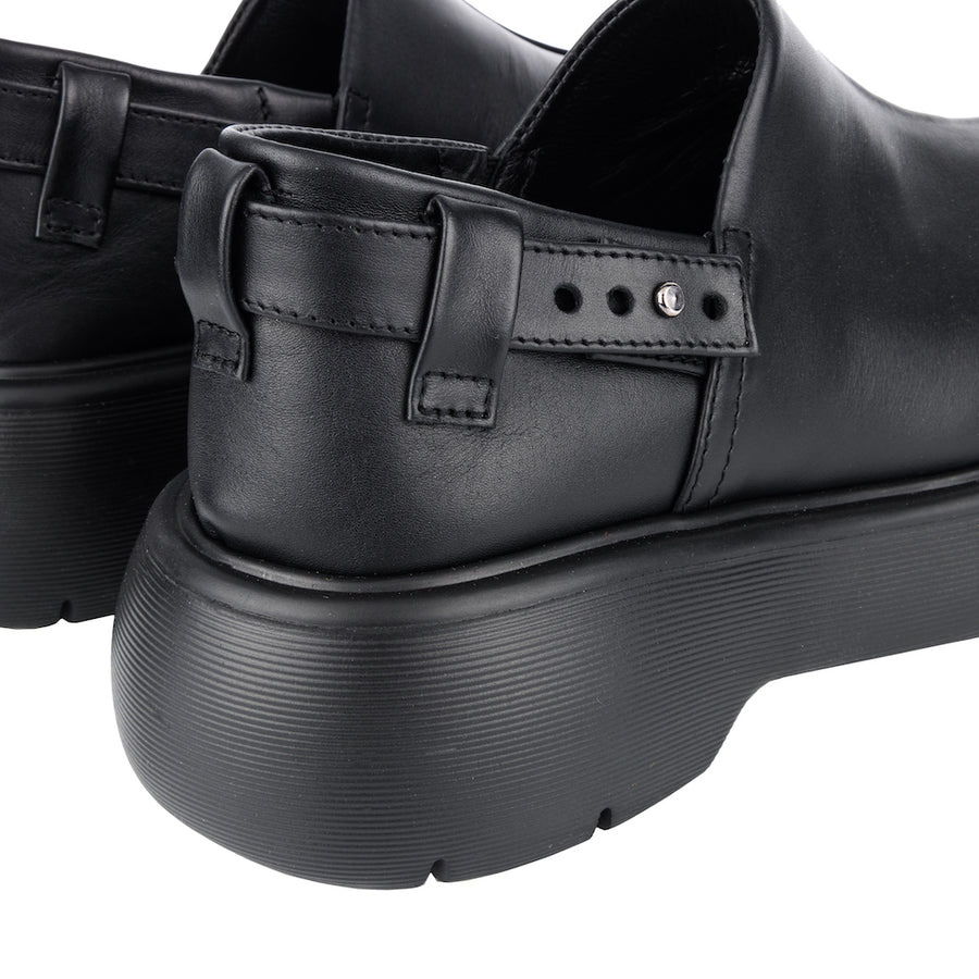Tetiana Leather Clogs